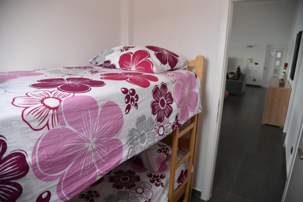 Villa Pina Appartment Chantos Тисно Екстериор снимка