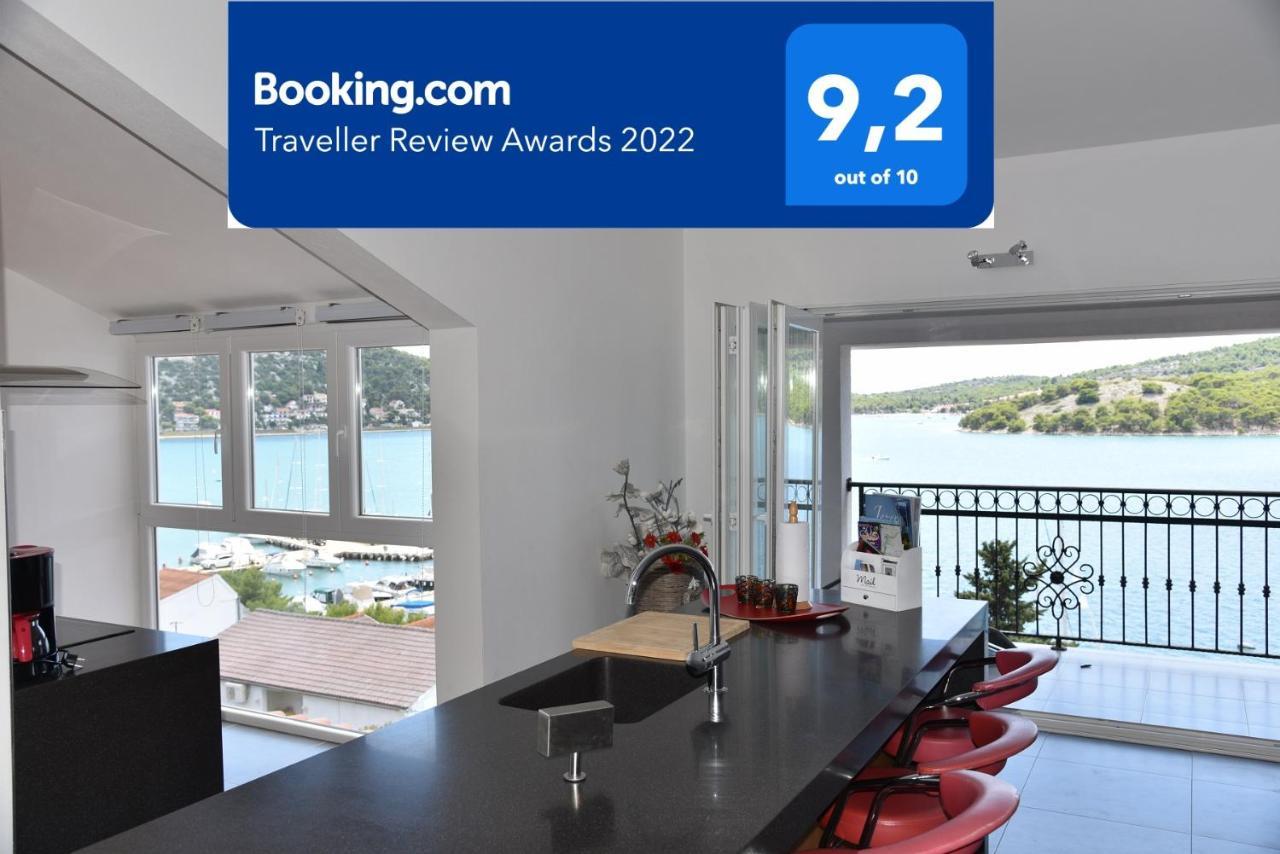 Villa Pina Appartment Chantos Тисно Екстериор снимка