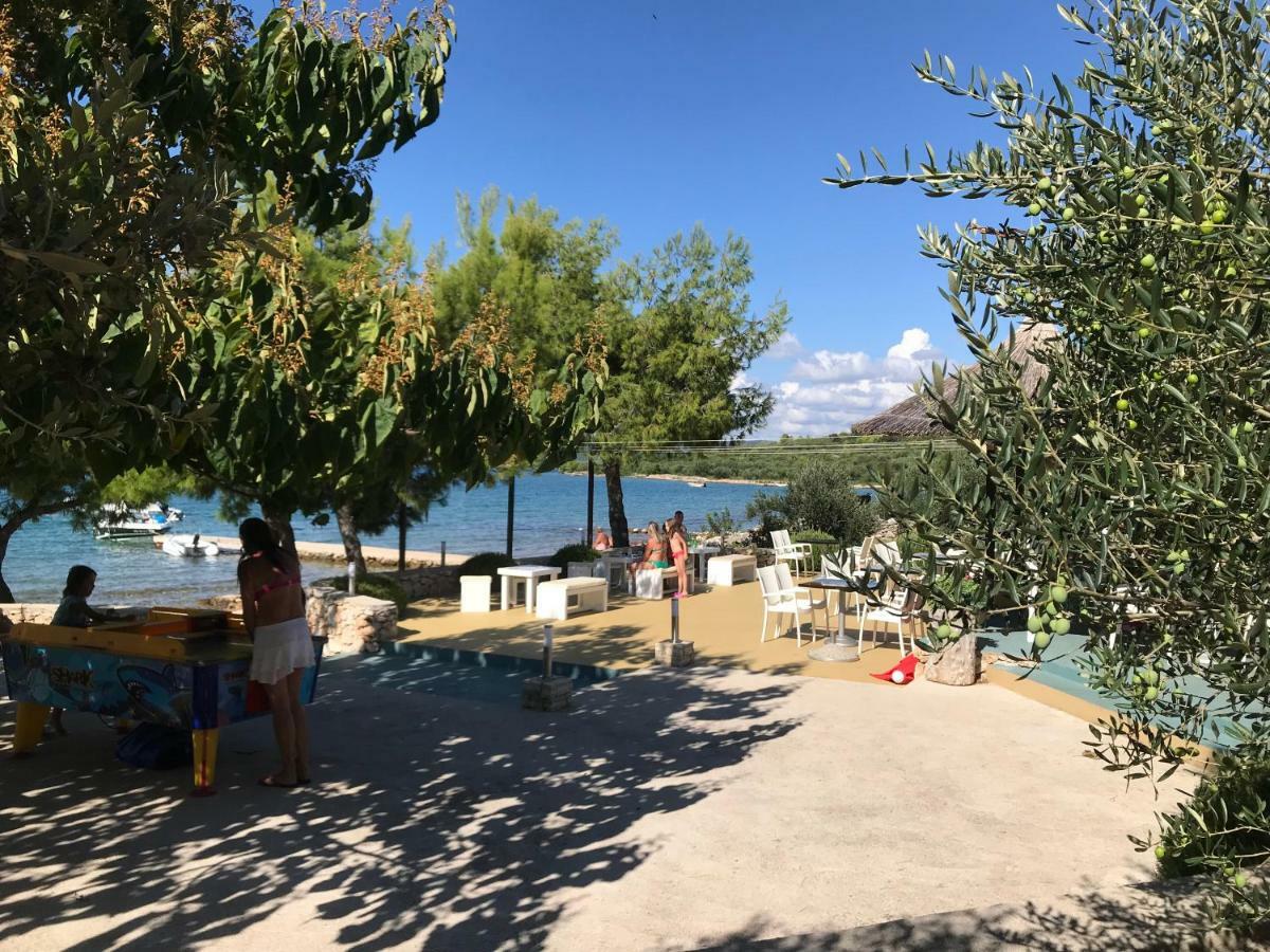 Villa Pina Appartment Chantos Тисно Екстериор снимка
